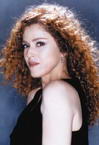 Bernadette Peters photo